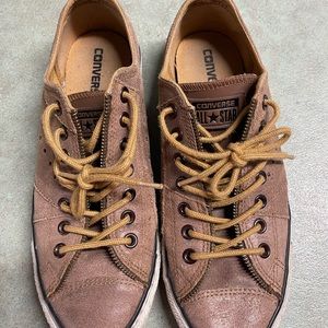 Men’s size 9 Brown leather Converse shoes
